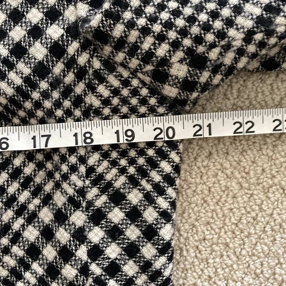 Linda Allard Ellen Tracy 100% Wool Coat Black White Tweed Style Tailored Size 14